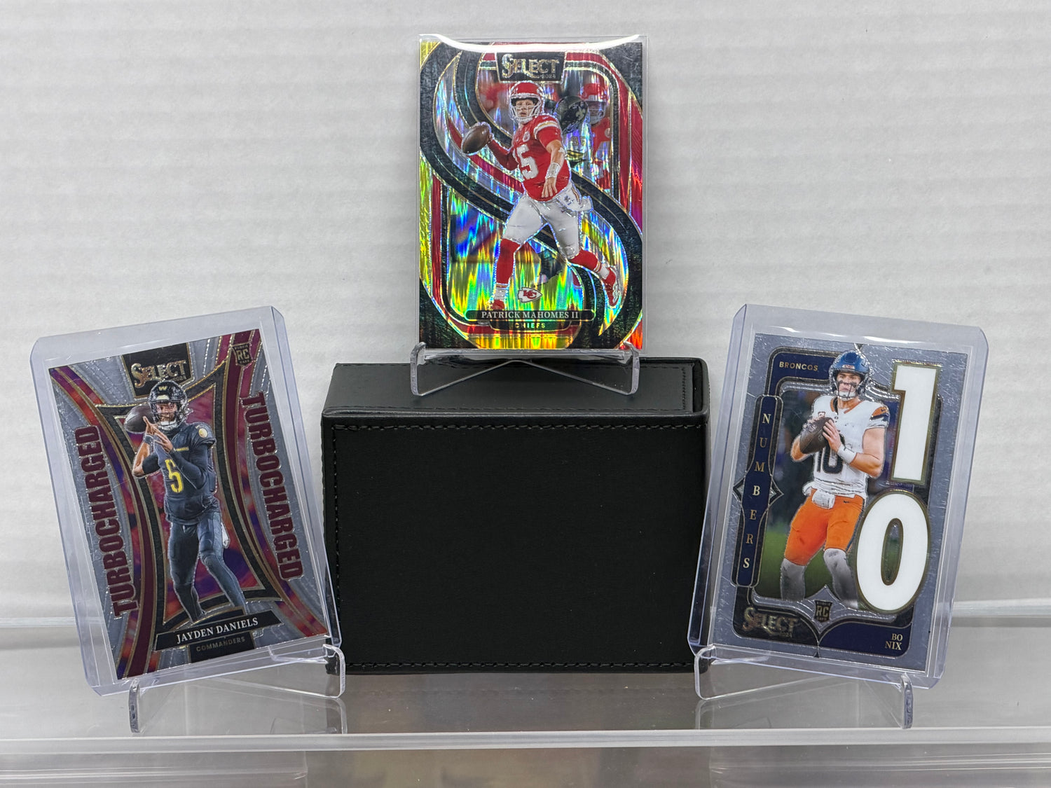 RAW/UNGRADED NFL CARDS