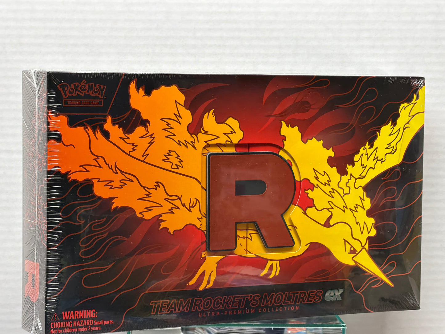 TEAM ROCKETS MOLTRES EX ULTRA PREMIUM COLLECTION (UPC)