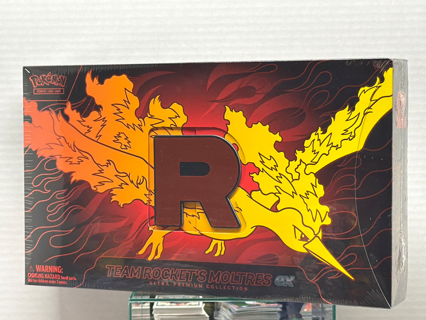 TEAM ROCKETS MOLTRES EX ULTRA PREMIUM COLLECTION (UPC)