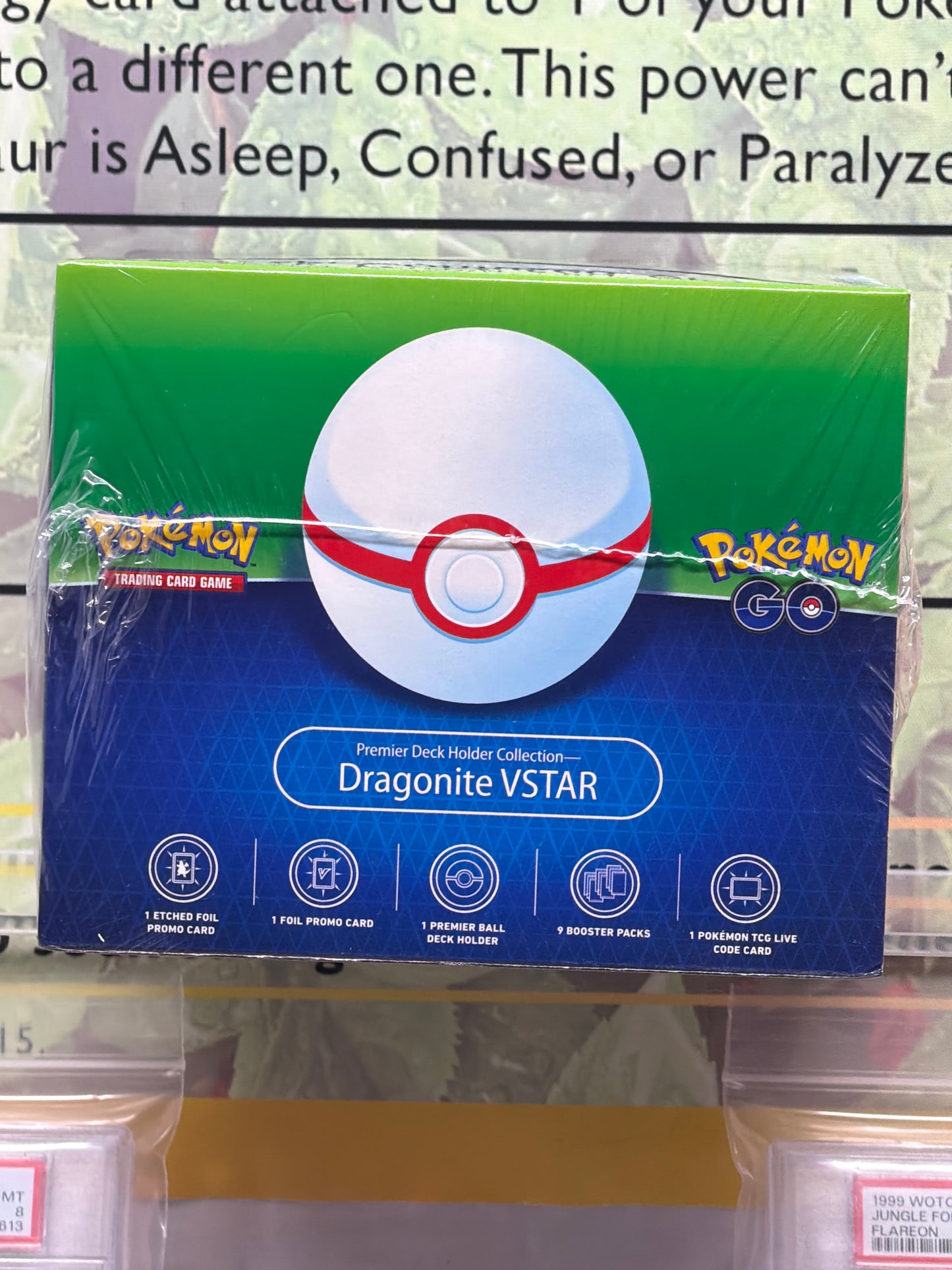 DRAGONITE V STAR, PREMIER DECK HOLDER COLLECTION ￼